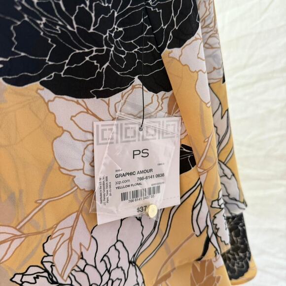 Yellow floral layered - Picture 5 of 5